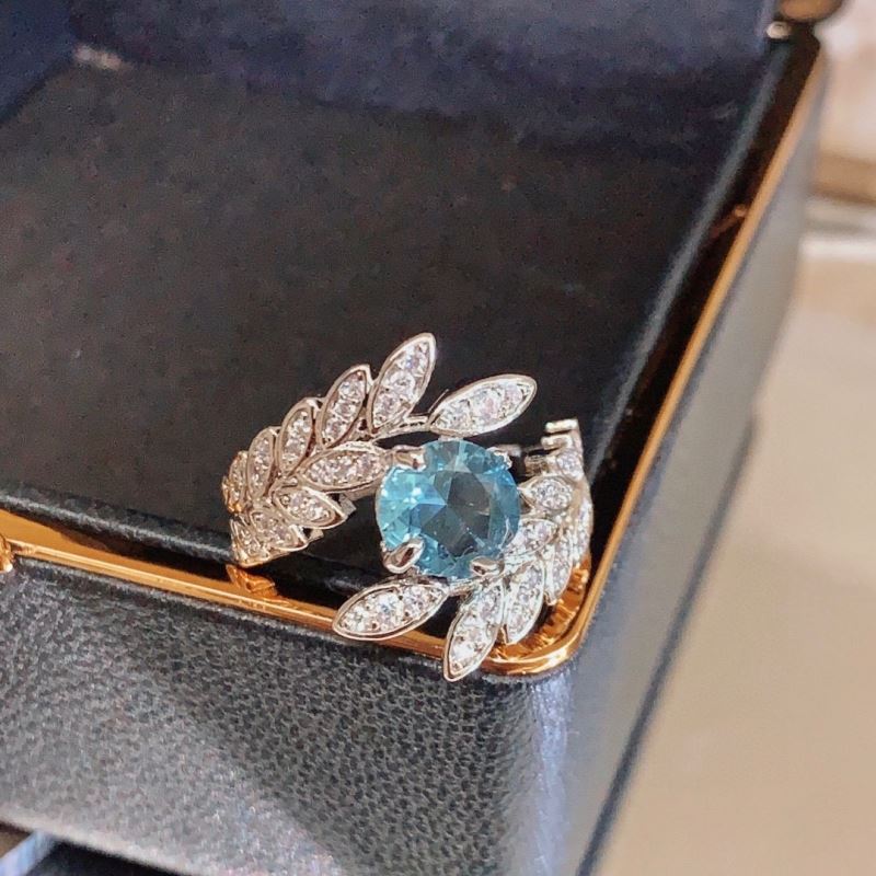 CHAUMET